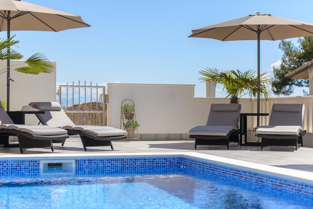 Apartments Villa Atlantis Trogir Buitenkant foto