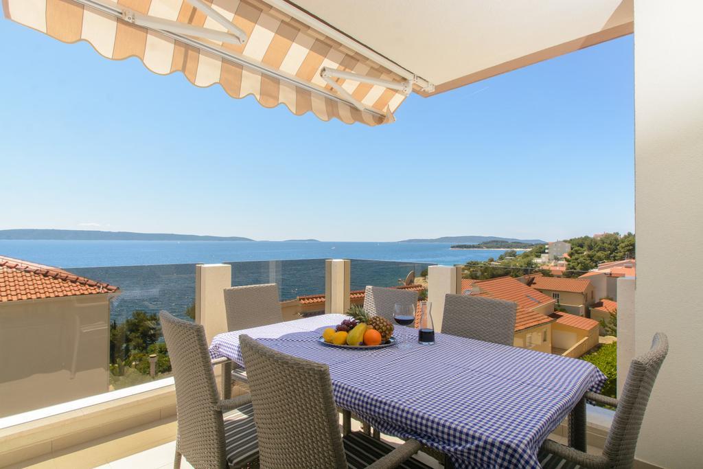 Apartments Villa Atlantis Trogir Buitenkant foto