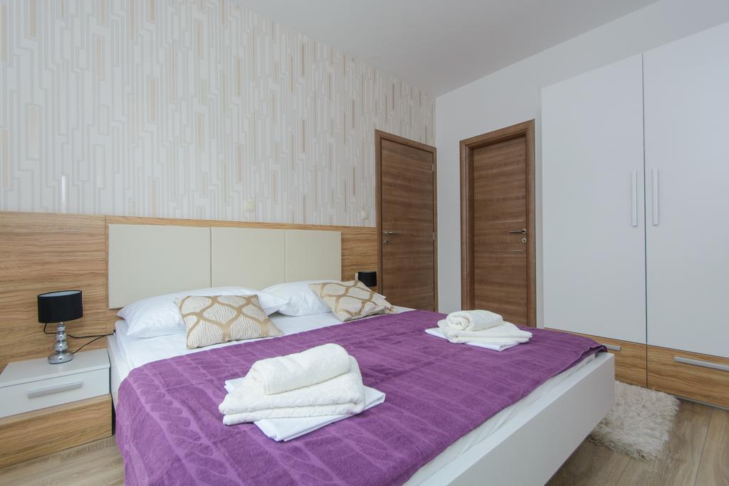 Apartments Villa Atlantis Trogir Buitenkant foto