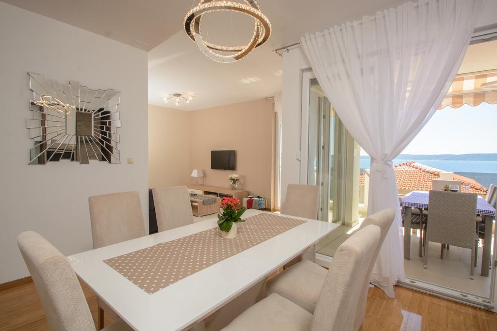 Apartments Villa Atlantis Trogir Buitenkant foto
